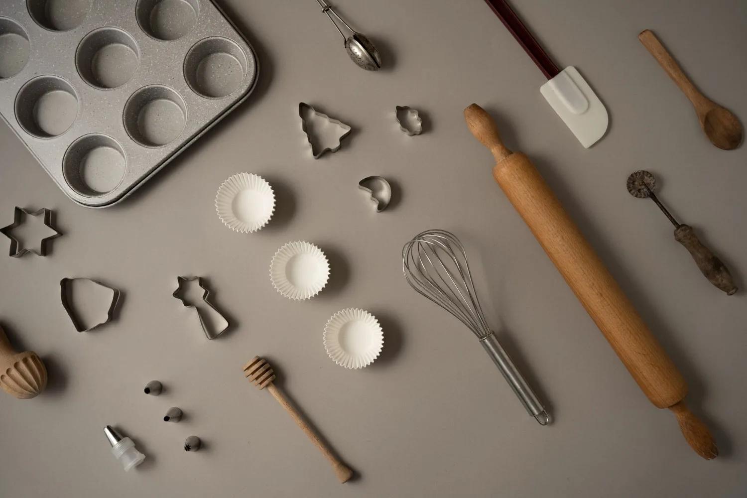Robot, moules, four, sorbetière… les ustensiles pour la pâtisserie