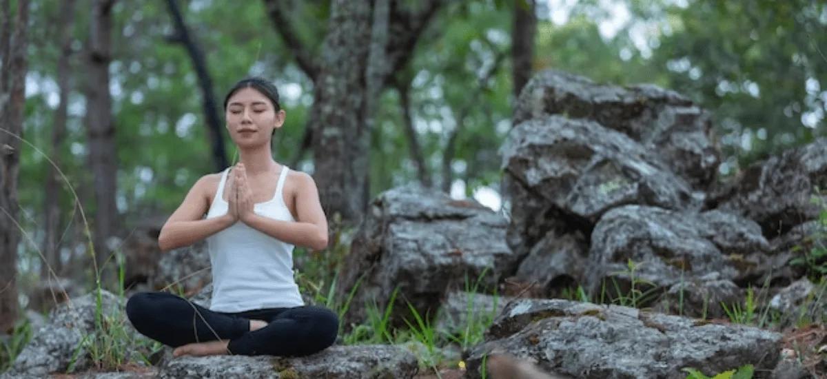 Maîtrisez votre souffle les techniques de respiration au Yoga