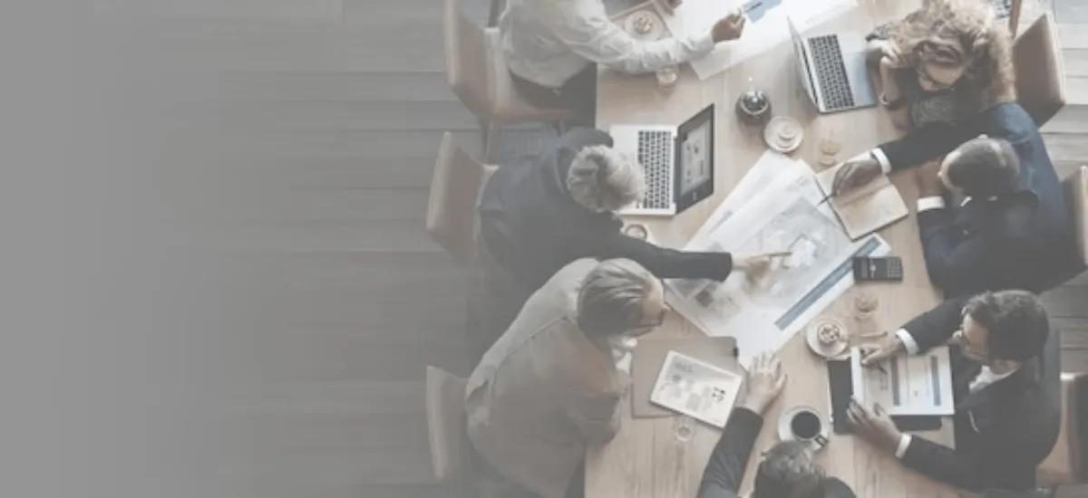 Trouvez votre chemin vers un leadership efficace : les 8 styles de leadership