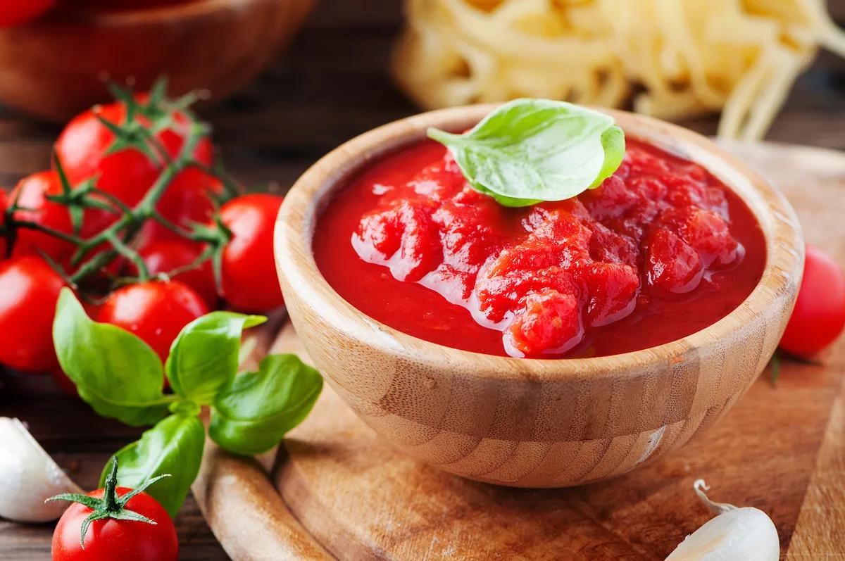 Comprendre les différences entre purée et concentré de tomate
