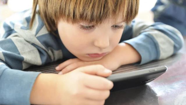 Tirez le meilleur parti du temps passé devant l’écran grâce à ces applications et sites