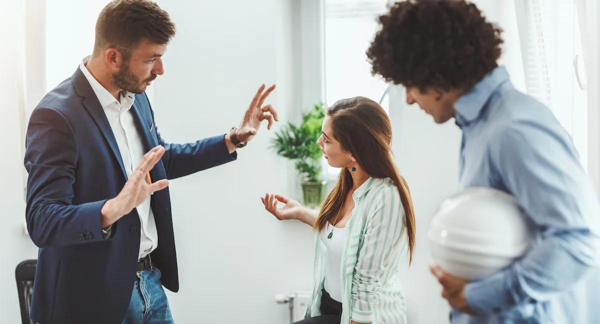 Pourquoi les menteurs se mettent-ils tellement en colère lorsqu’on les confronte ?