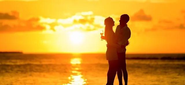 Vivre pleinement sa vie amoureuse et sociale : comment y parvenir ?