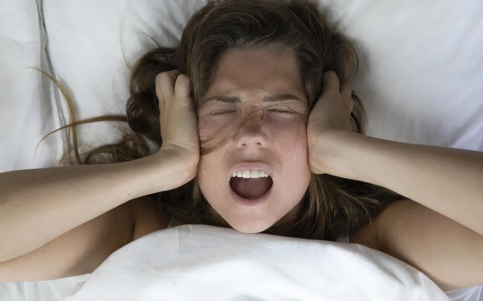 Pourquoi vous réveillez-vous avec une crise de panique ?
