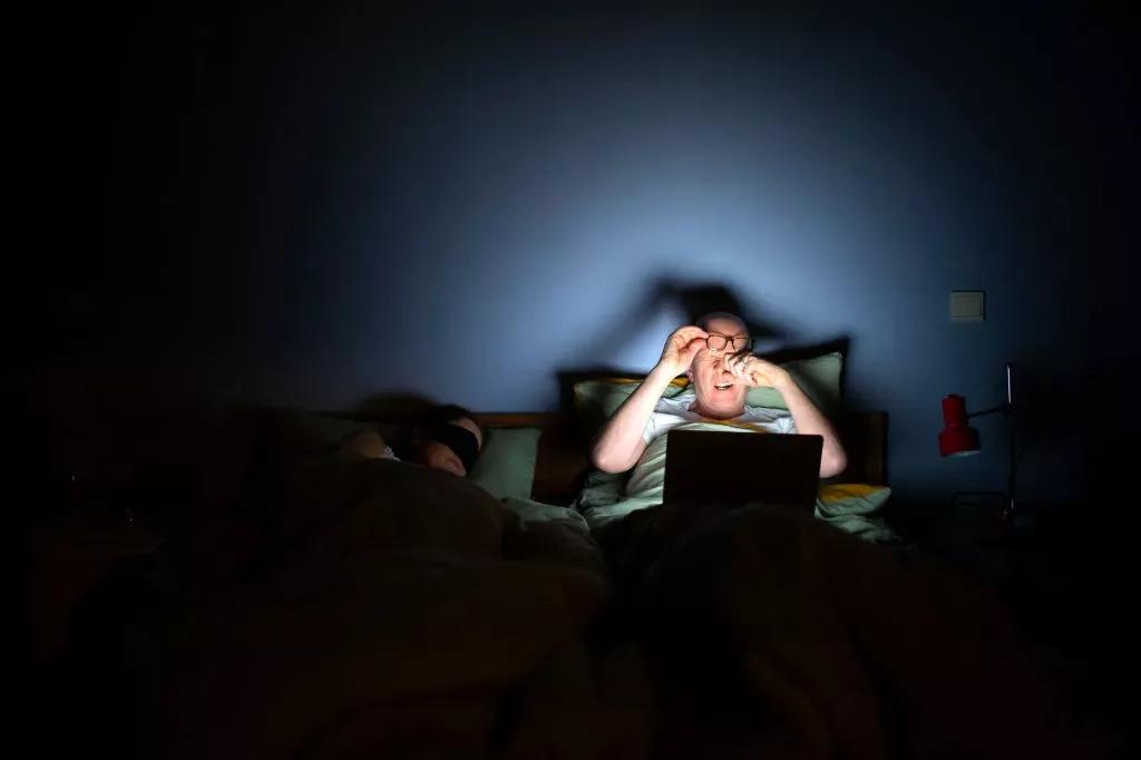 Vous n’arrivez pas à dormir à cause de l’anxiété ? Voici ce qui peut vous aider
