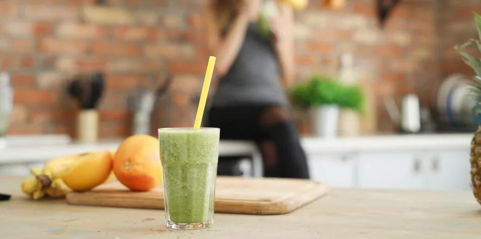 Qu’est-ce que le régime de 21 jours à base de smoothies et devriez-vous l’essayer ?