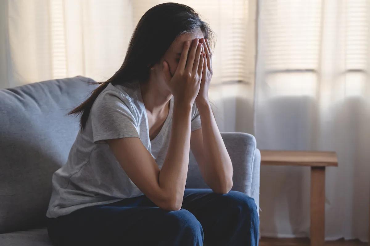 Au-delà de la douleur, comment se libérer du fardeau d’un deuil compliqué ?