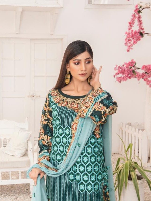 Elegant Krinckle Ensemble - Design 2 image 1