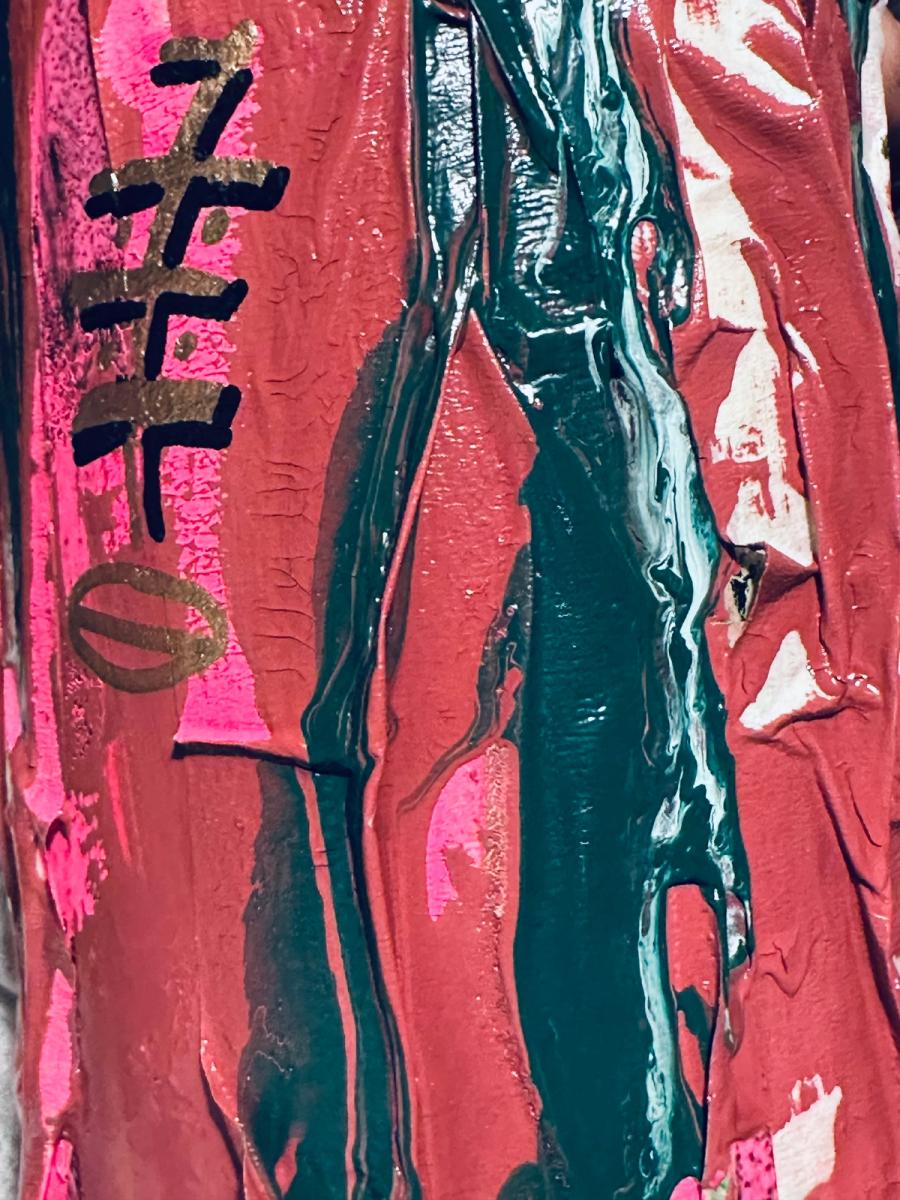 Dope Wine – Detail Art of the Bottle