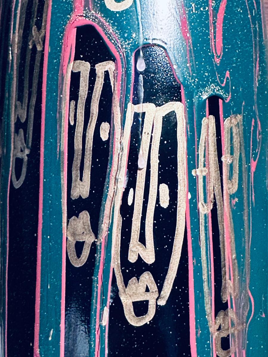 Dope Wine – Detail Art of the Bottle