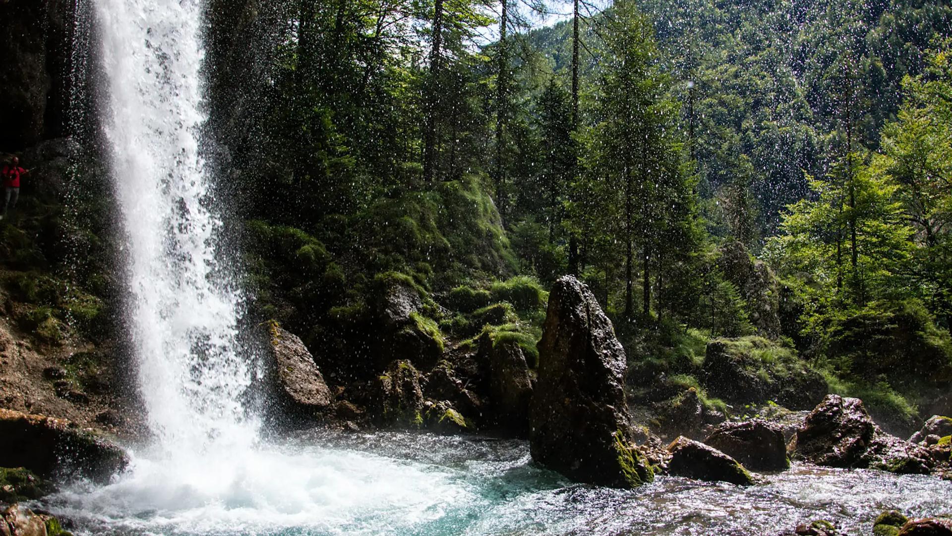 Водопад Перичник