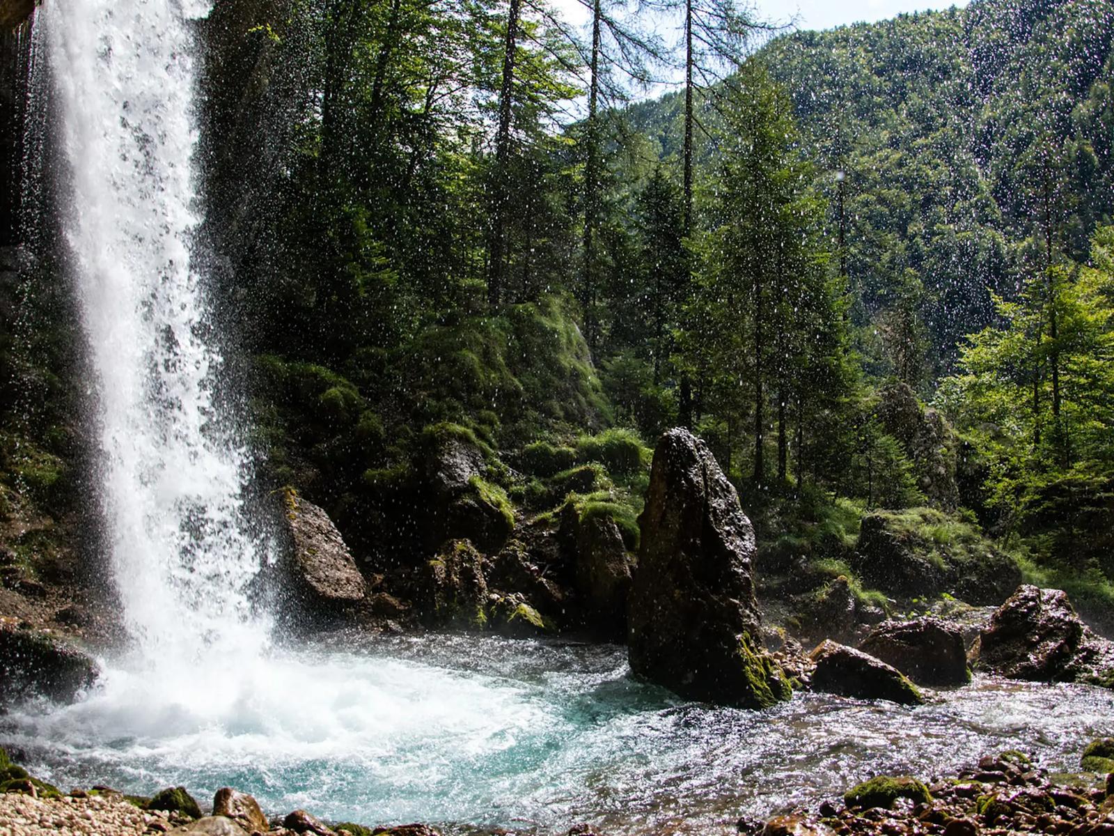 Водопад Перичник