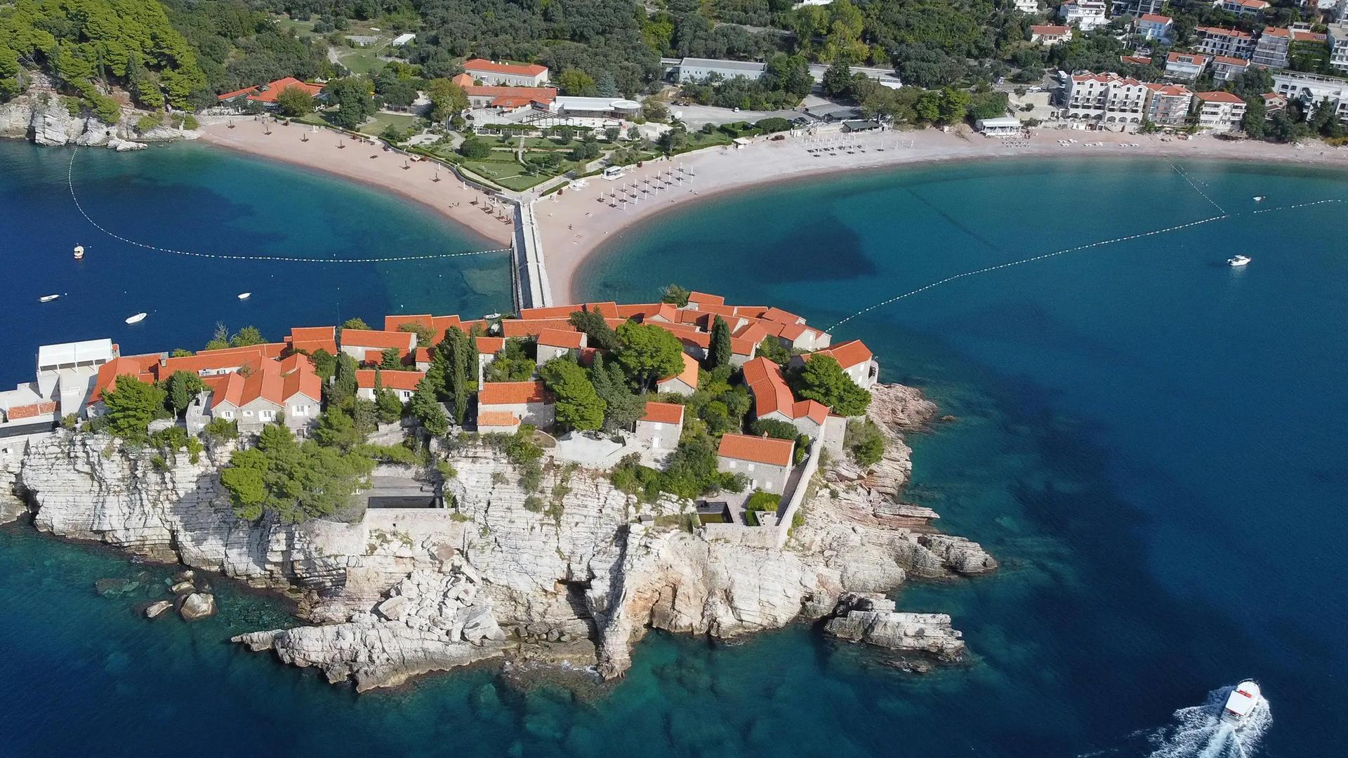 Sveti Stefan Beach