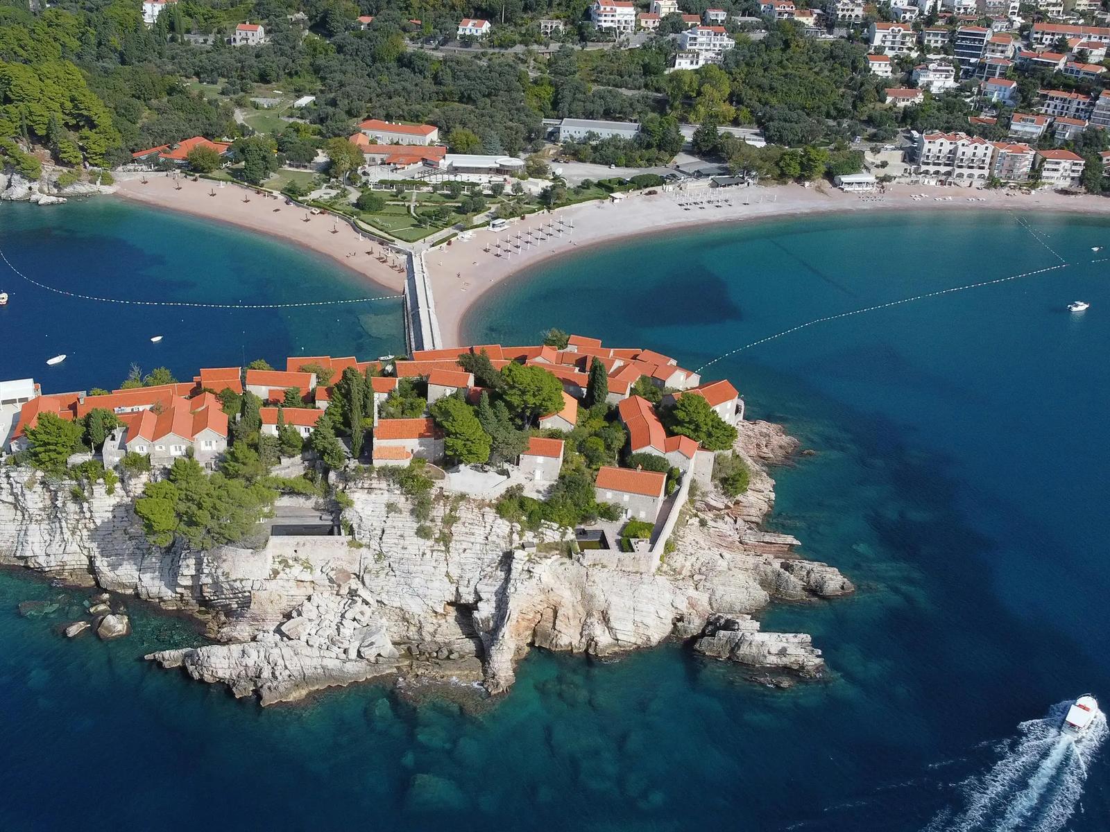 Sveti Stefan Beach