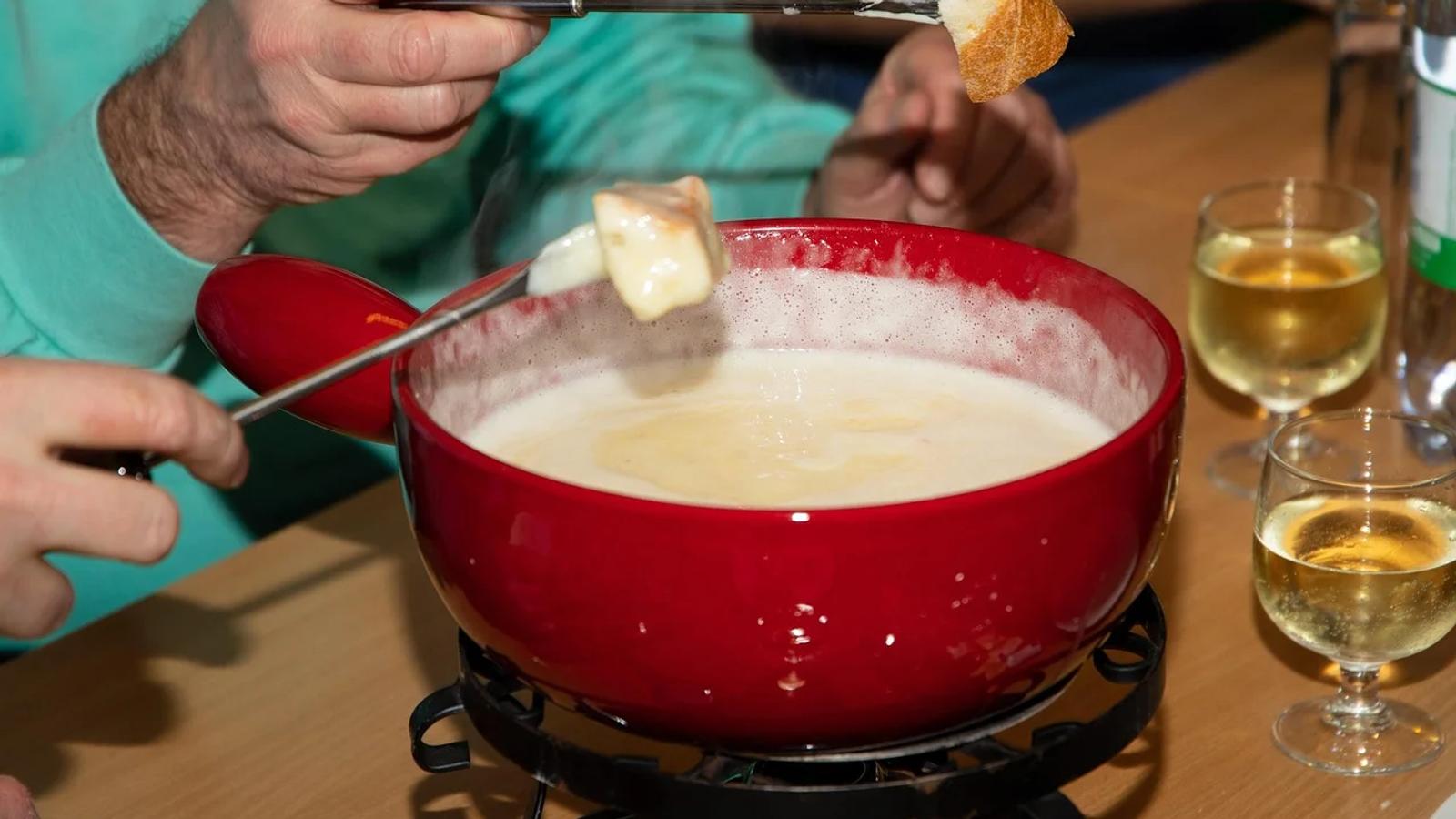 Fondue, Cheese, Melt image