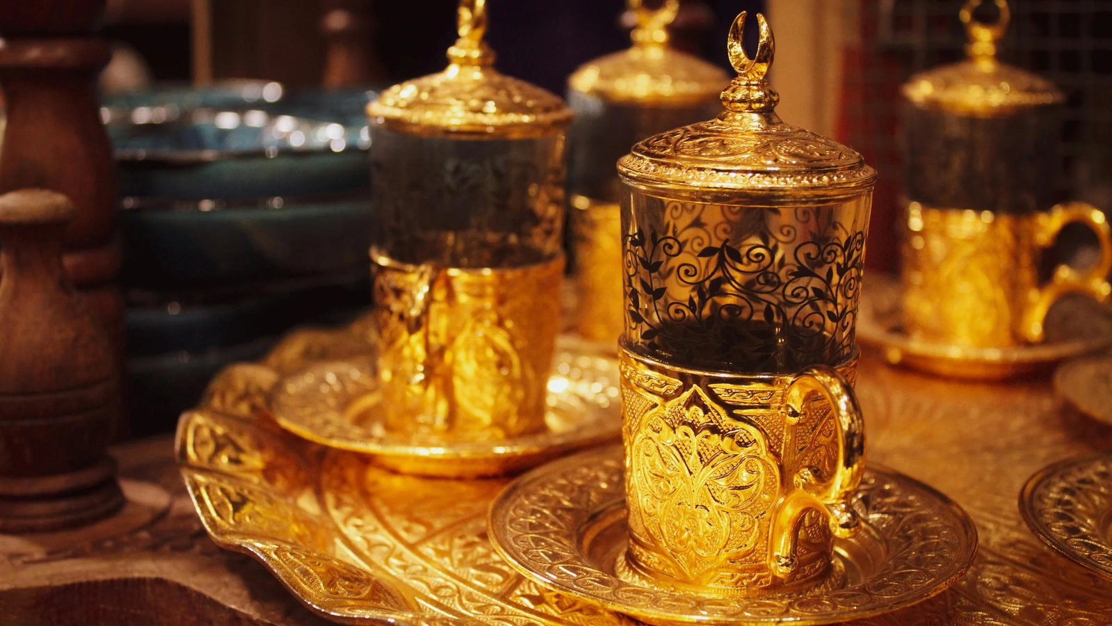What to Bring from Qatar: Souvenirs, Gifts and Smart Buys in Doha