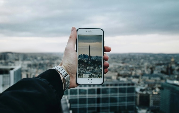 eSIM for Travel: How to Save on Roaming Charges