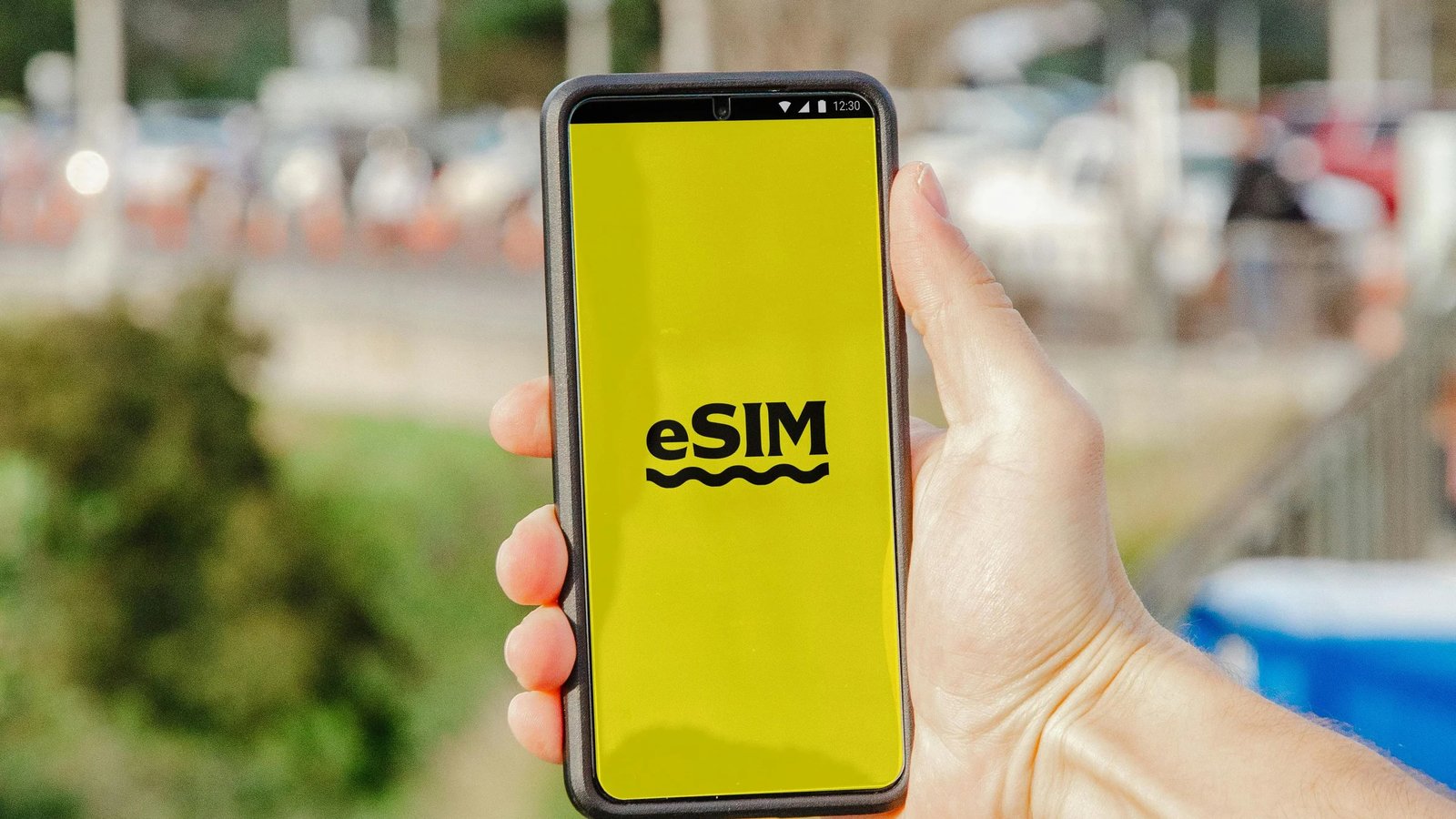 How to Choose an eSIM Based on Trip Length: From a Weekend to Months Abroad