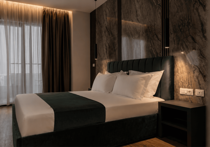 Aks Hotel