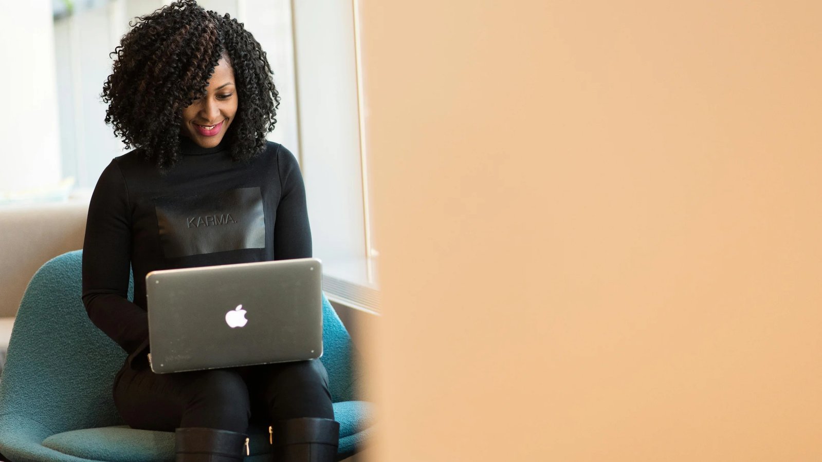 Internet in Qatar: restrictions, speed, mobile data and public Wi-Fi