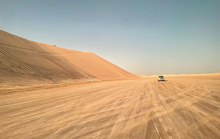 Qatar: how to reach the desert, Khor Al Adaid and Banana Island