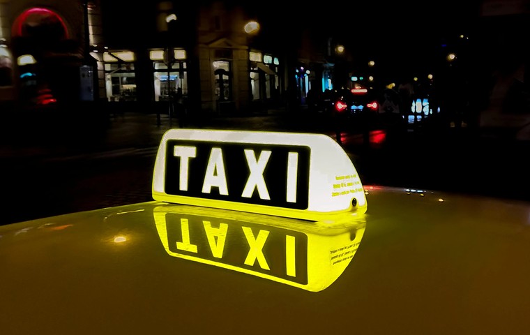 Taxis in Doha: Karwa, Uber, (no) Careem – prices and how to book