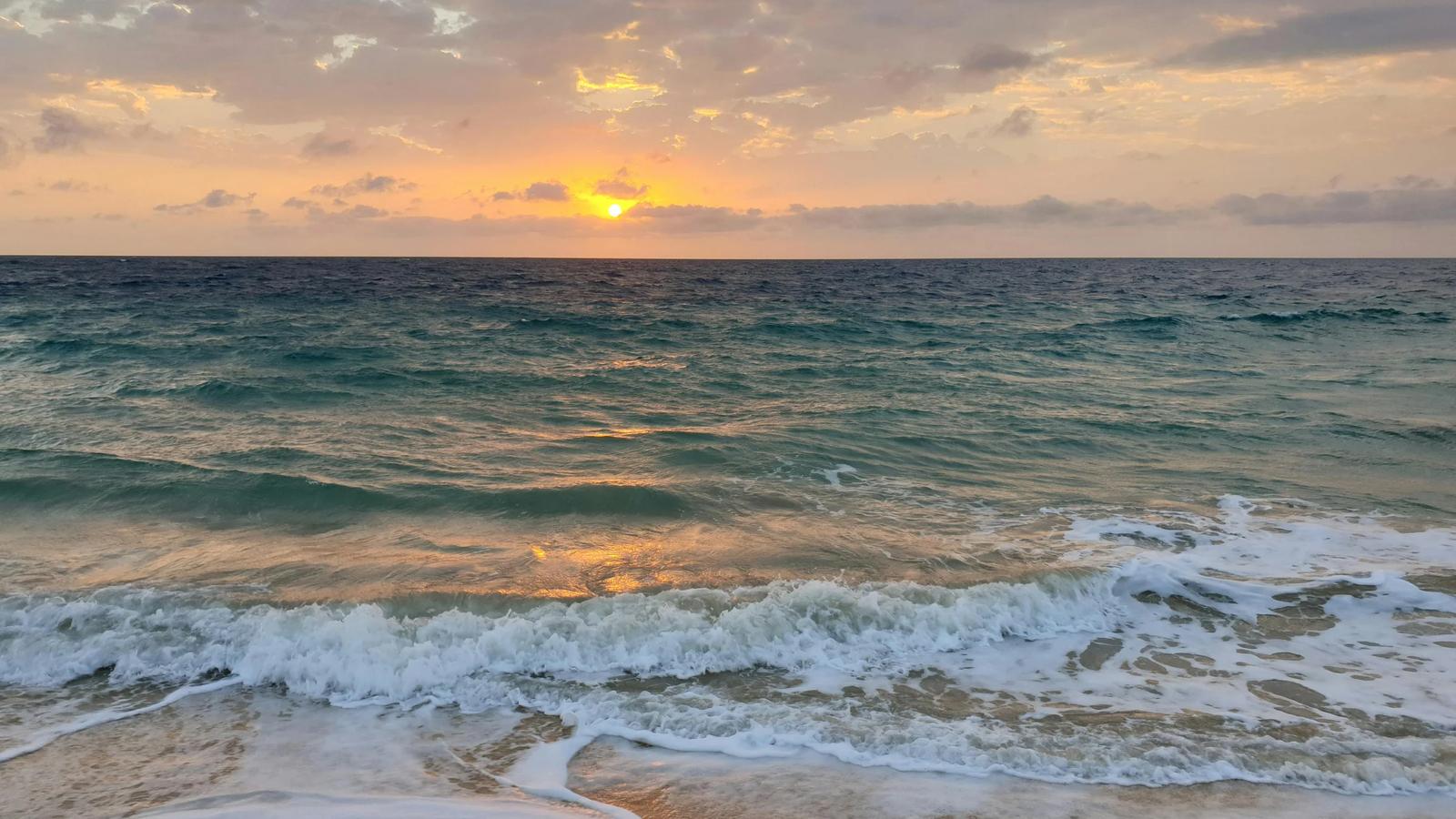 Пусть оттенок утреннего неба станет твоим любимым цветом