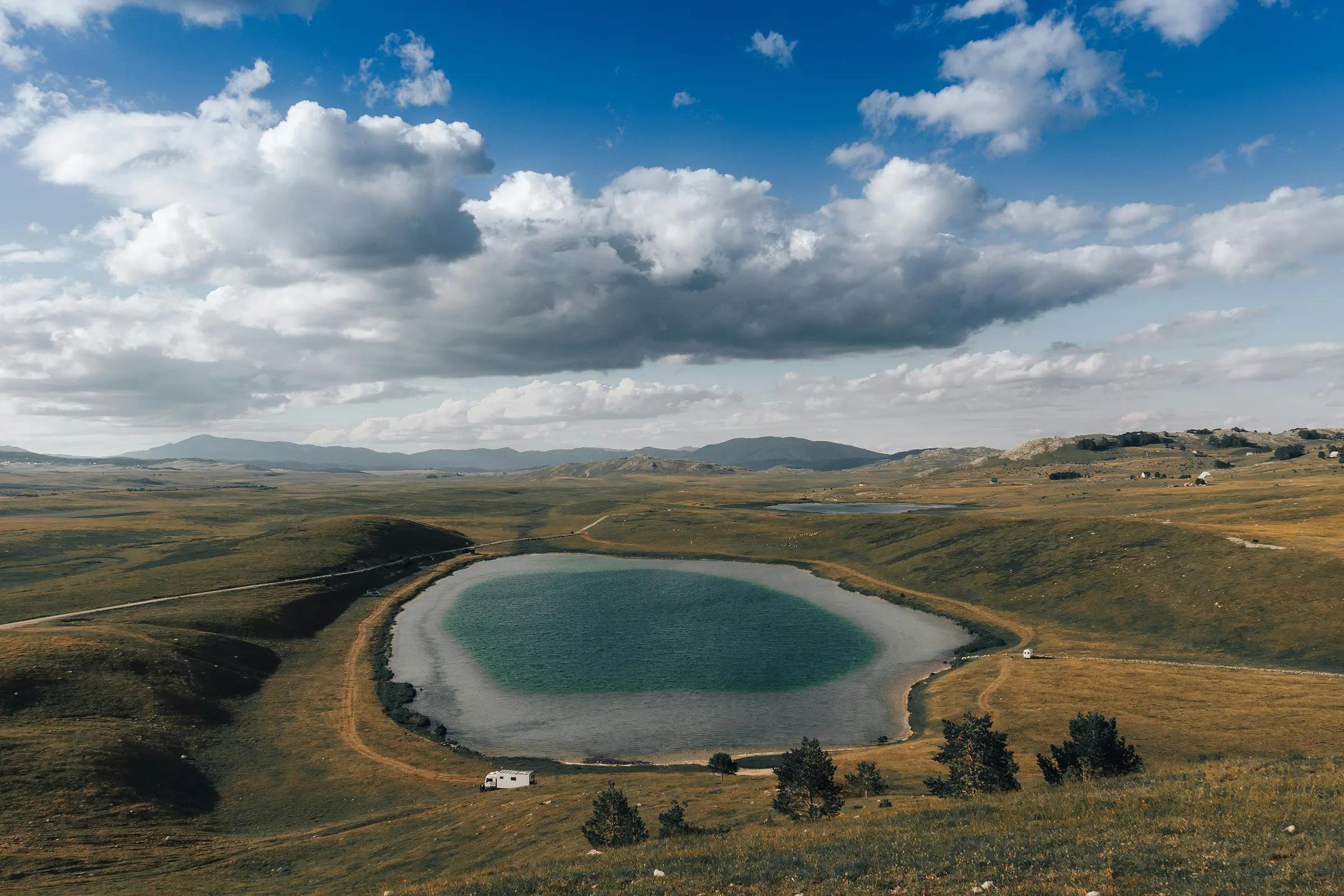 Vrazje Jezero