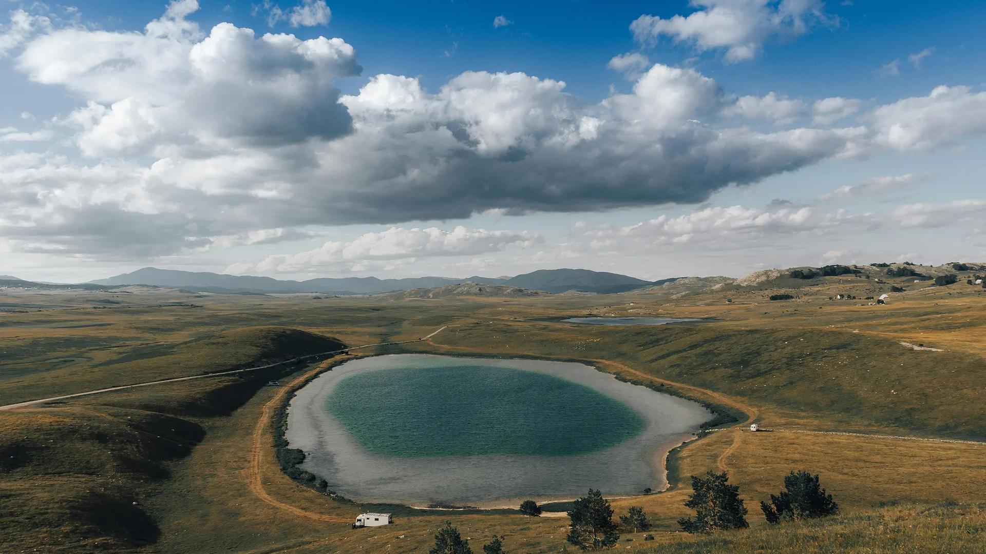 Vrazje Jezero