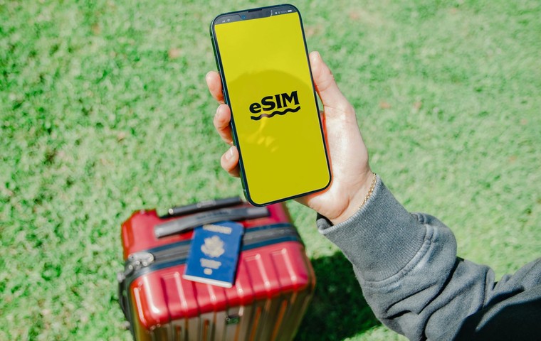 eSIM в Катаре: зачем нужна, плюсы и цены 2025