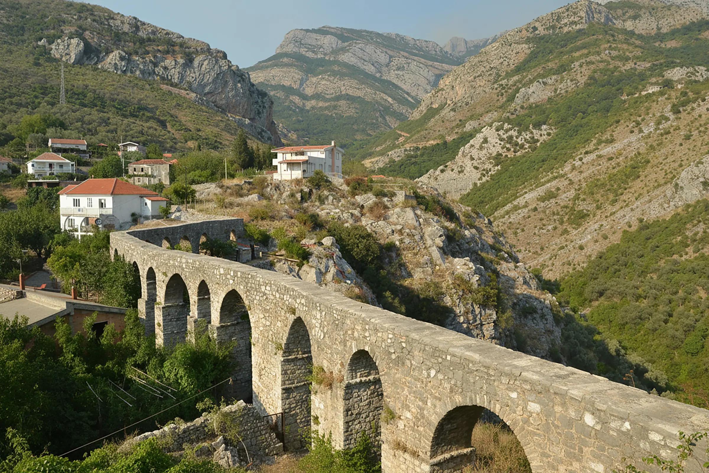 Bar Aqueduct