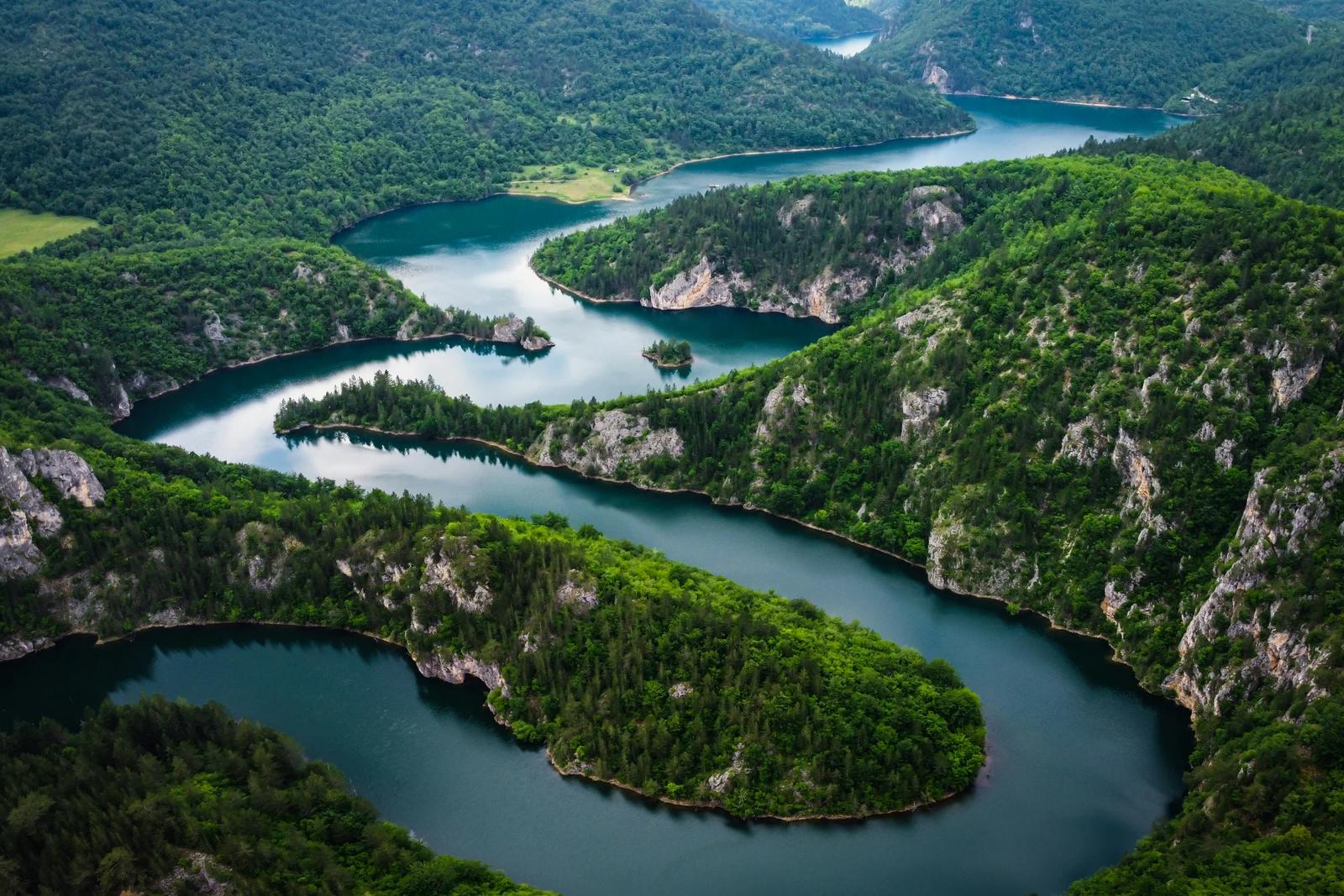 Lake Skadar: €5 Kayaks, Pelicans, and the Real Virpazar Fish Dinner