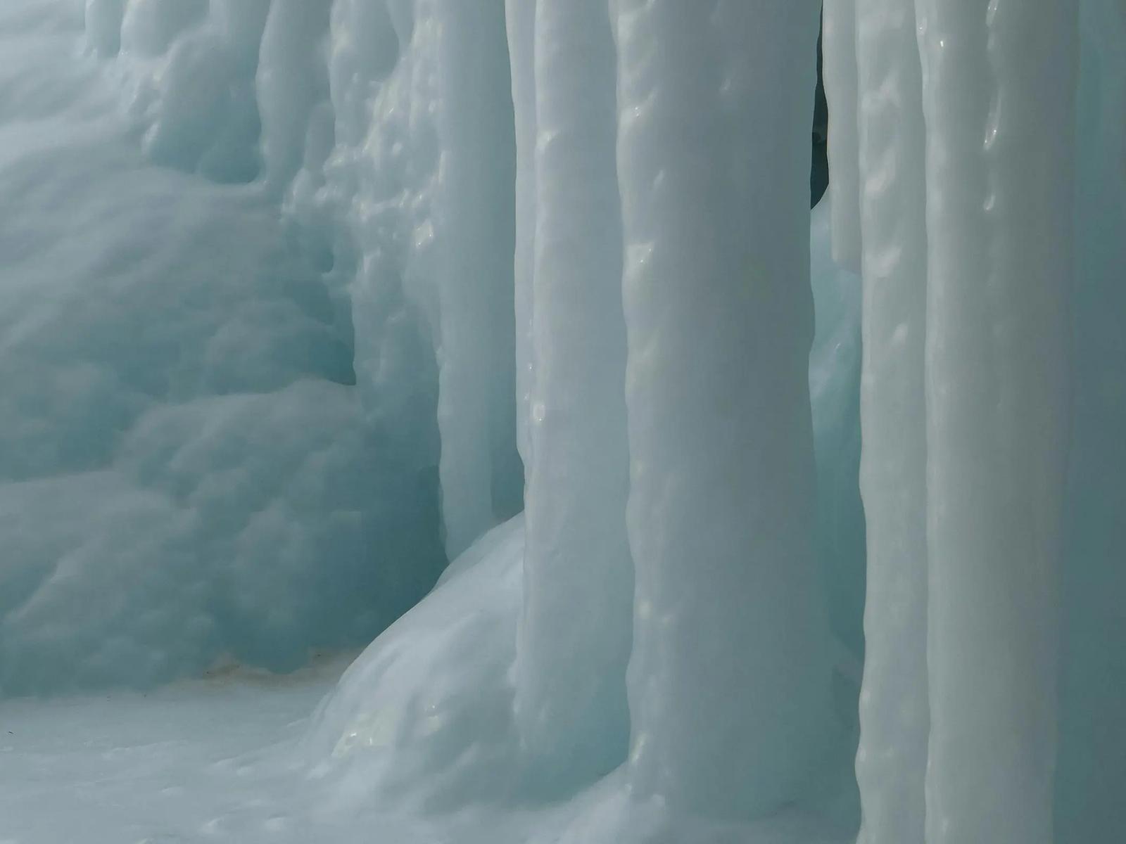 Ледяная пещера