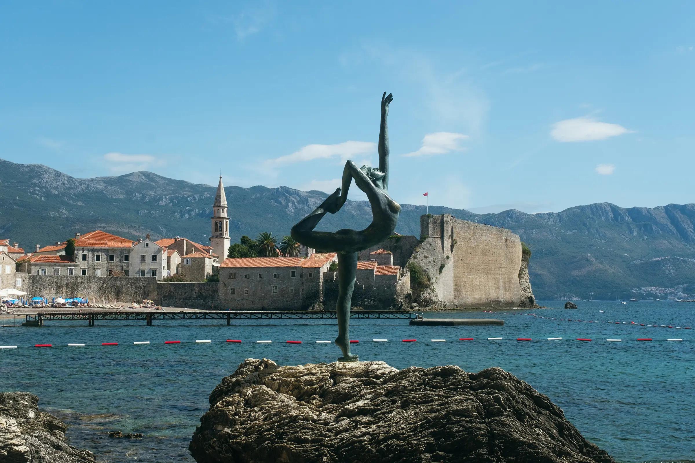 Ballerina Statue