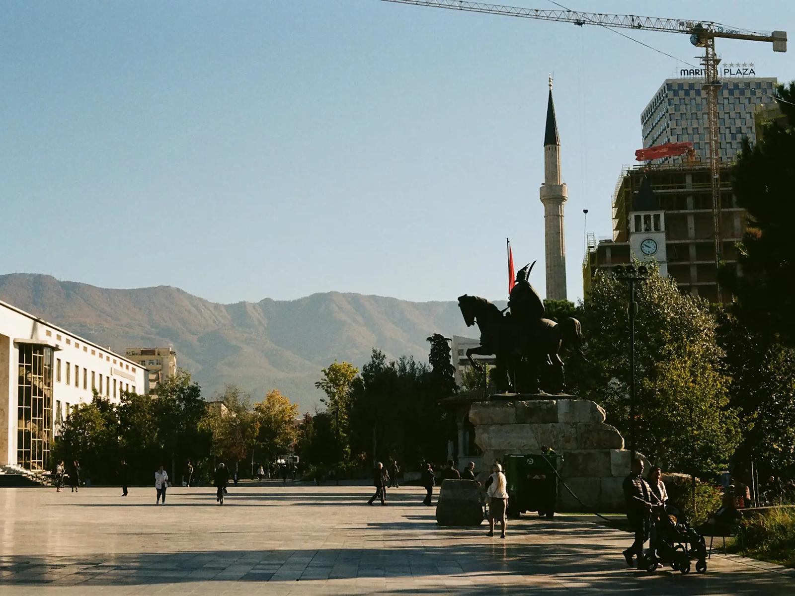 Площадь Скандербега