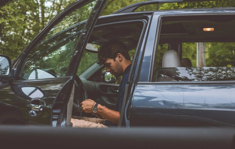 Car Rental in Montenegro: Everything Tourists Need to Know