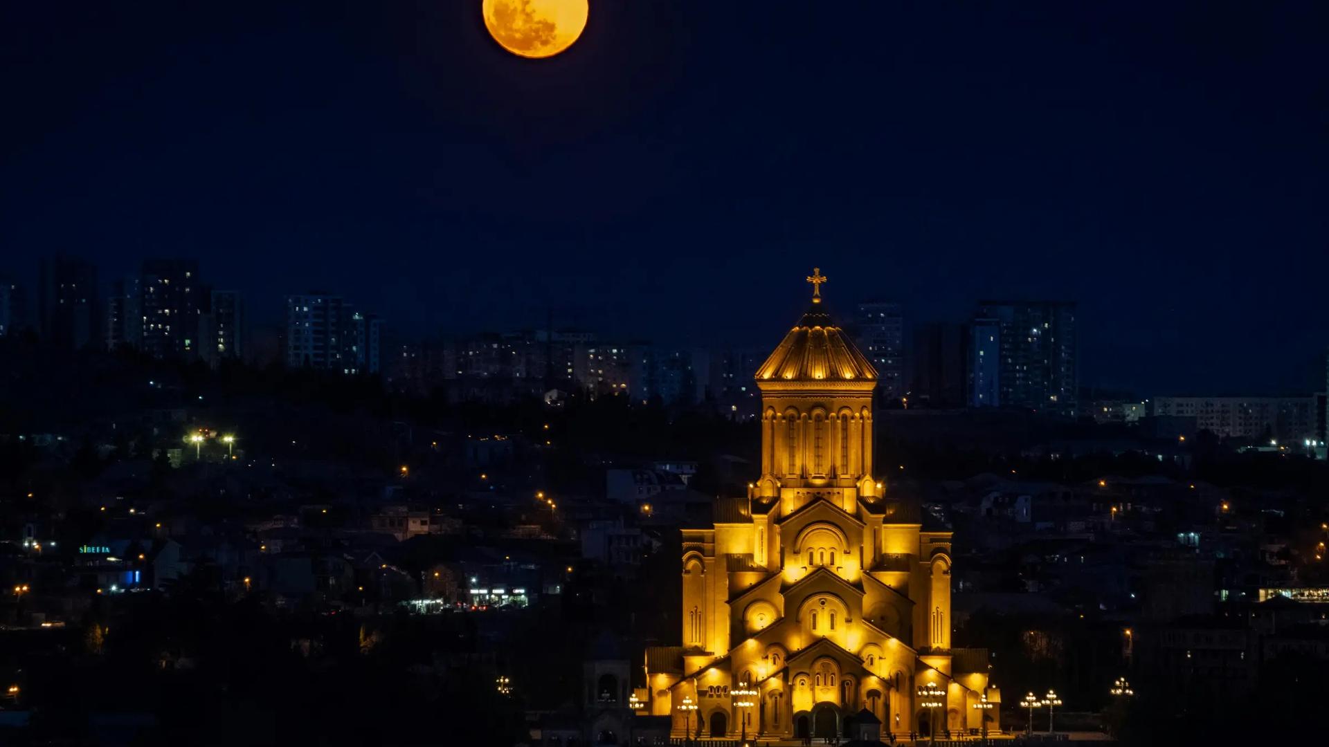 Holy Trinity Cathedral (Sameba)