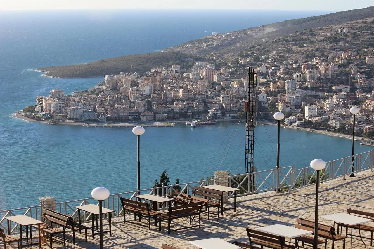 Sponsored Images iStock LIMITED DEAL: 20% off with PIXABAY20 couponView more Sea, City, Water image