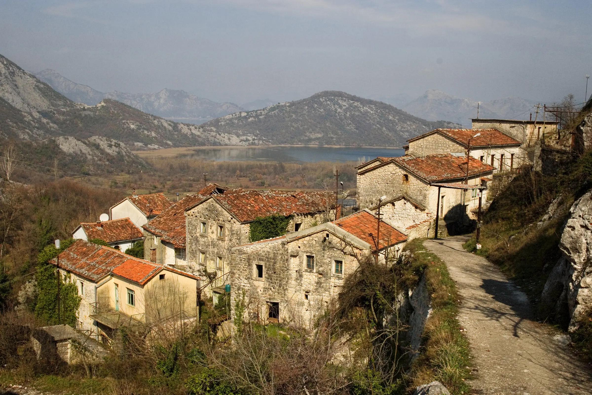 Godinje Historic Village