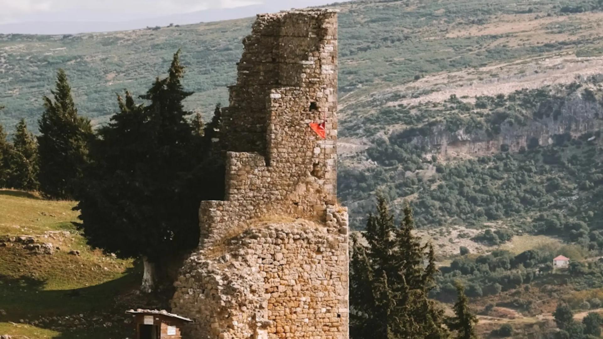 Kanina Castle