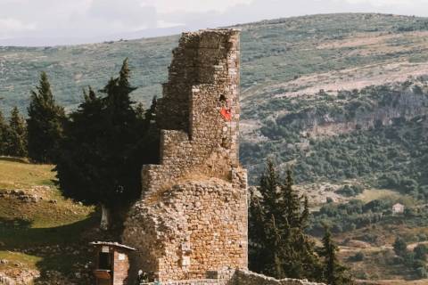 Kanina Castle