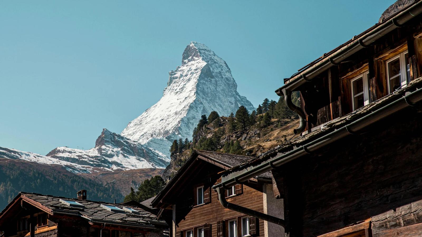 Вид на вершину Маттерхорн из деревни Церматт