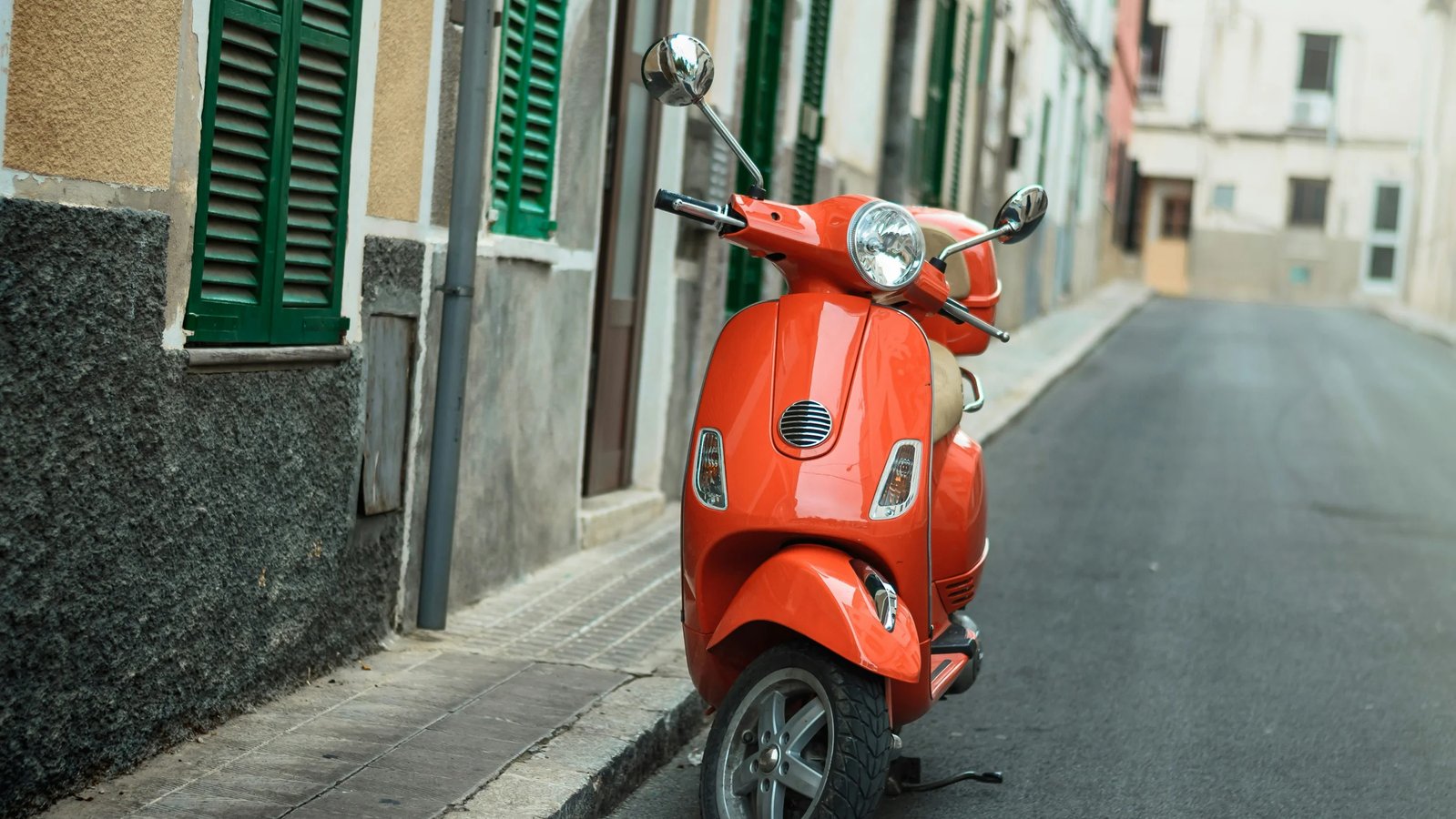 Scooter & Motorcycle Rental in Georgia: Prices from $22, Licenses & Road Reality