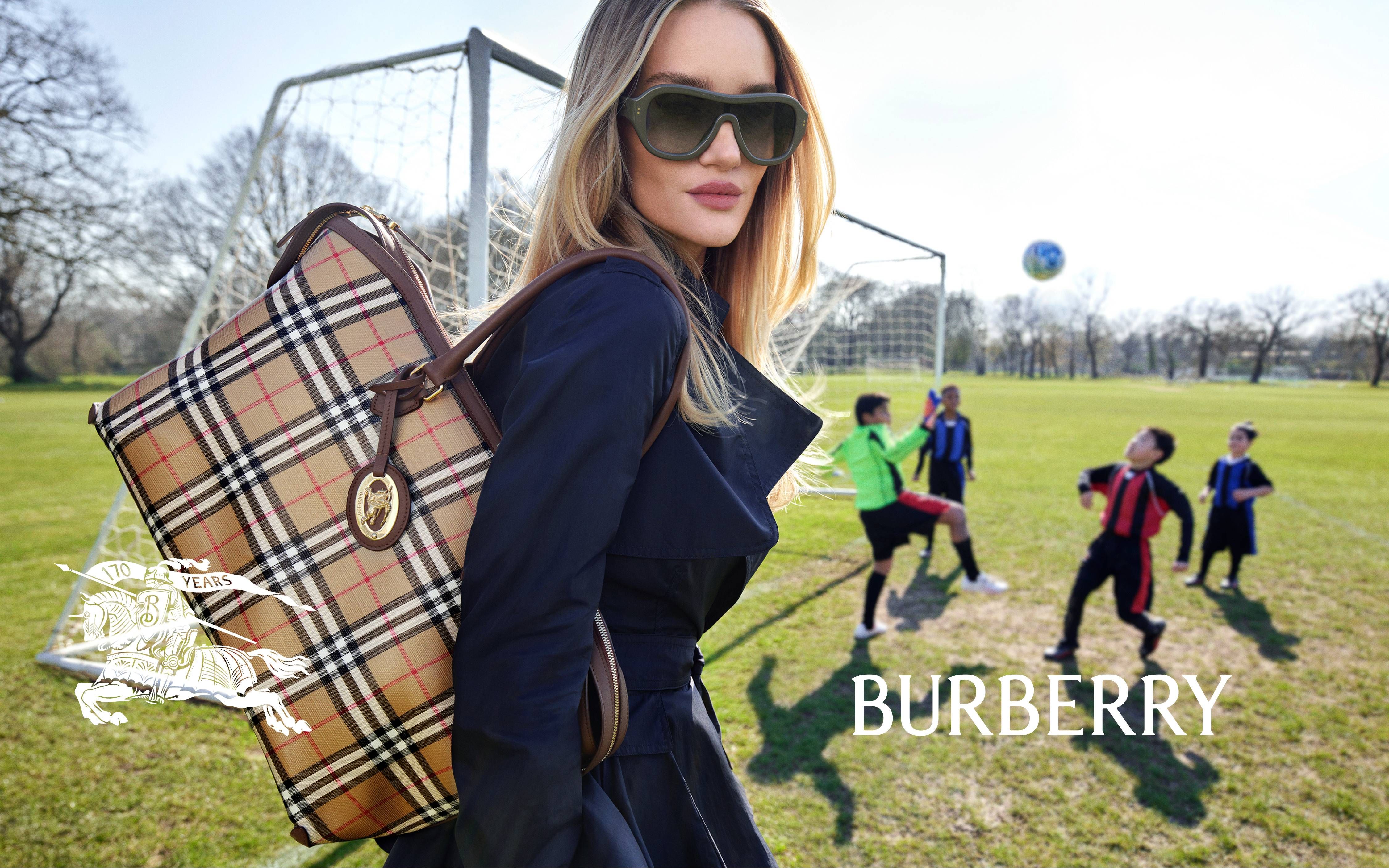 Burberry A Good Sport