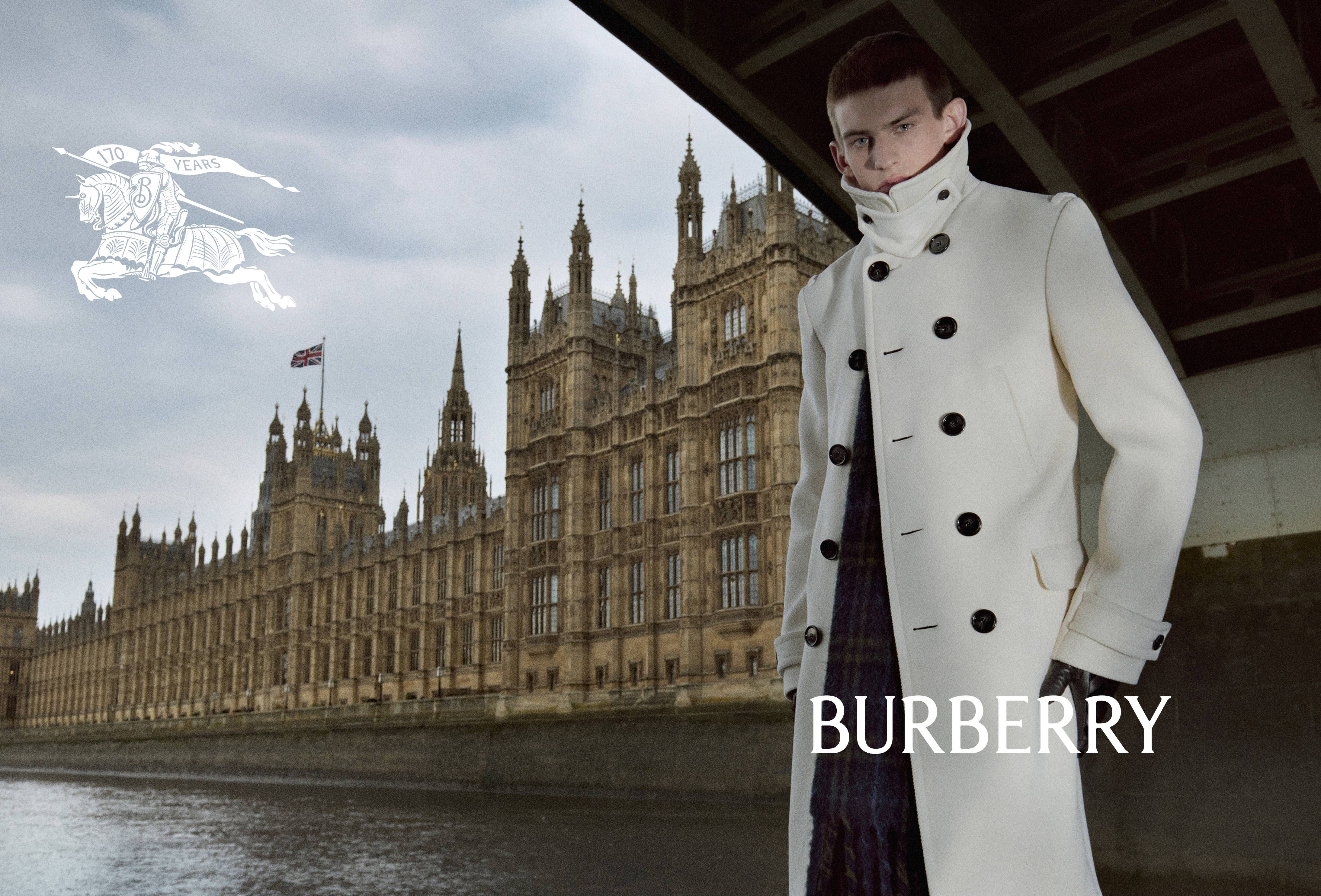Burberry AW26 Runway