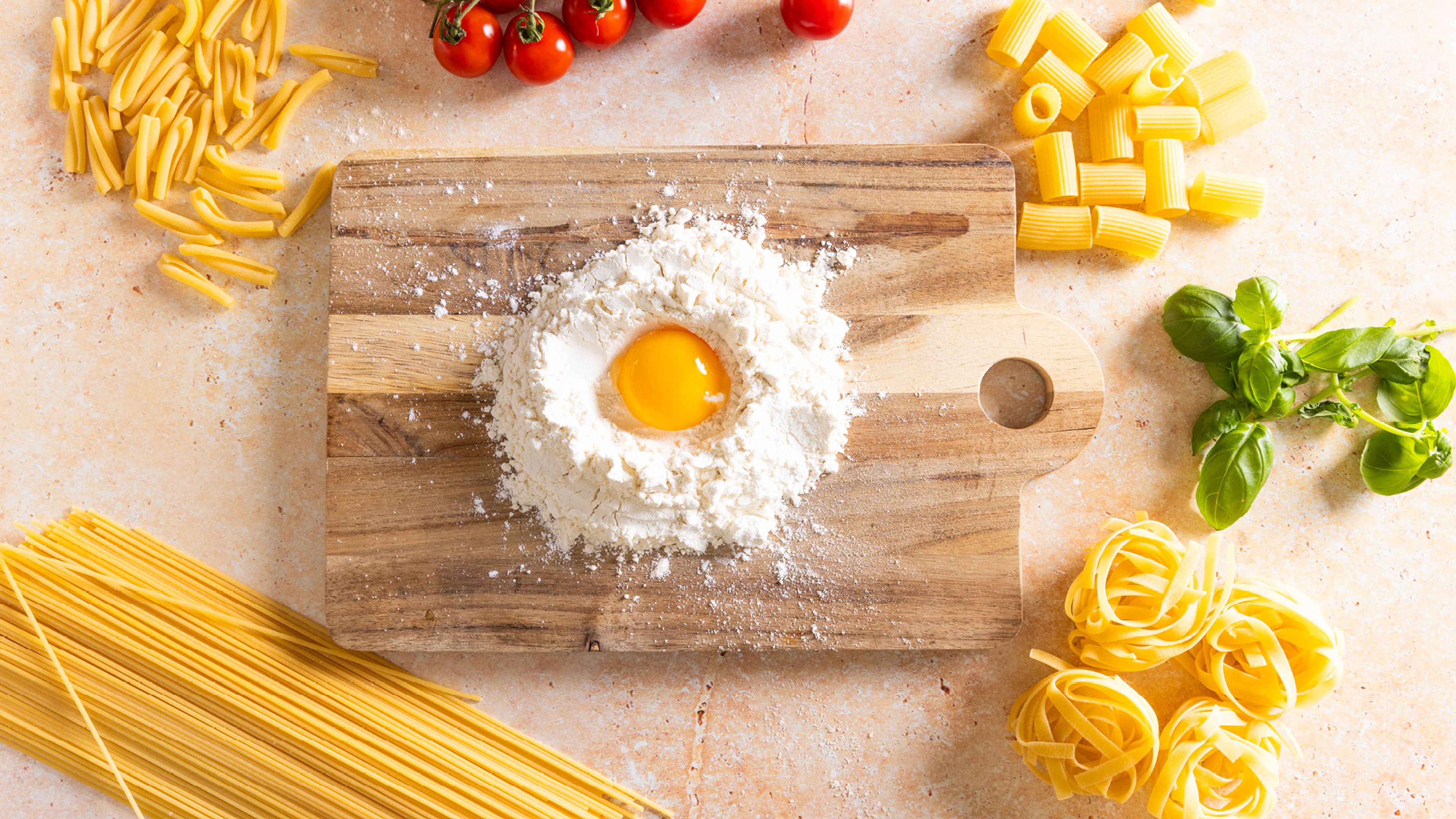 Hjemmelaget pasta - sånn lager du pasta selv!