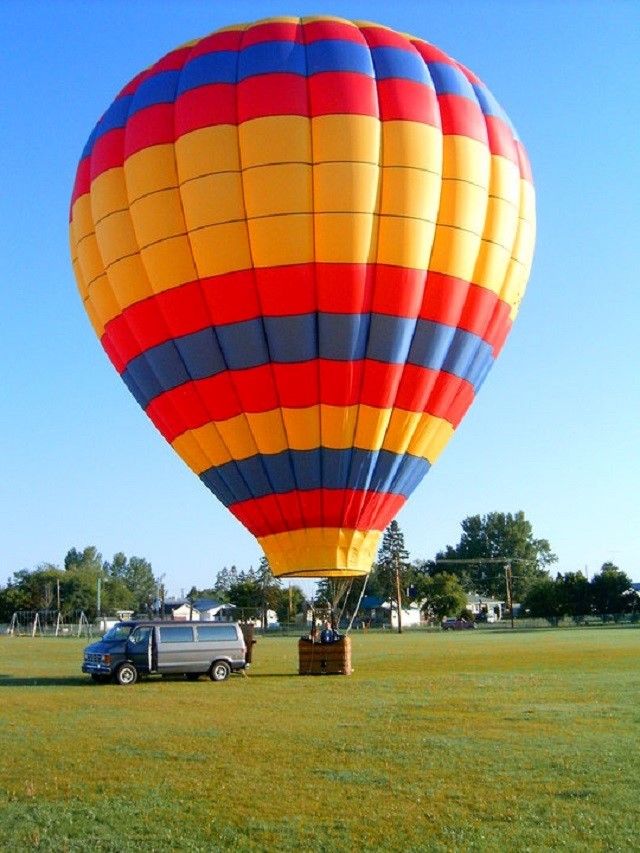 Air-ristocrat Balloon Rides and Promotions | Canada's Alberta thumbnail