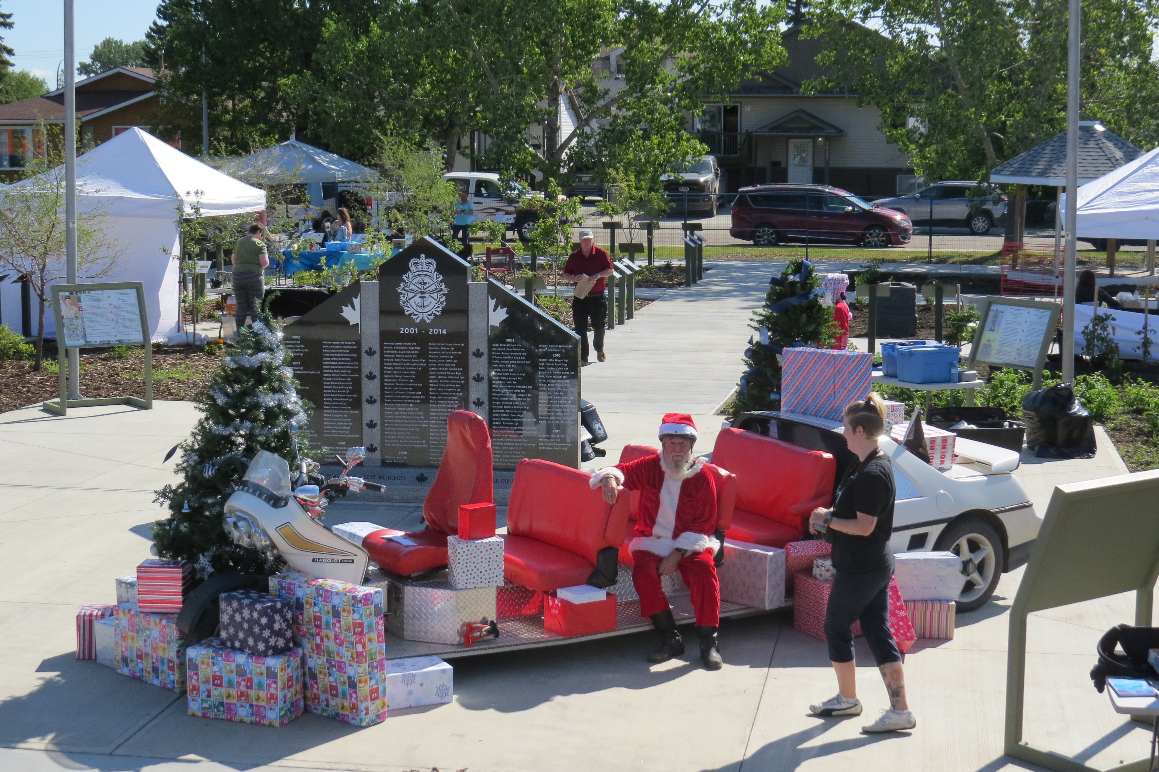 Christmas in July | Canada's Alberta thumbnail