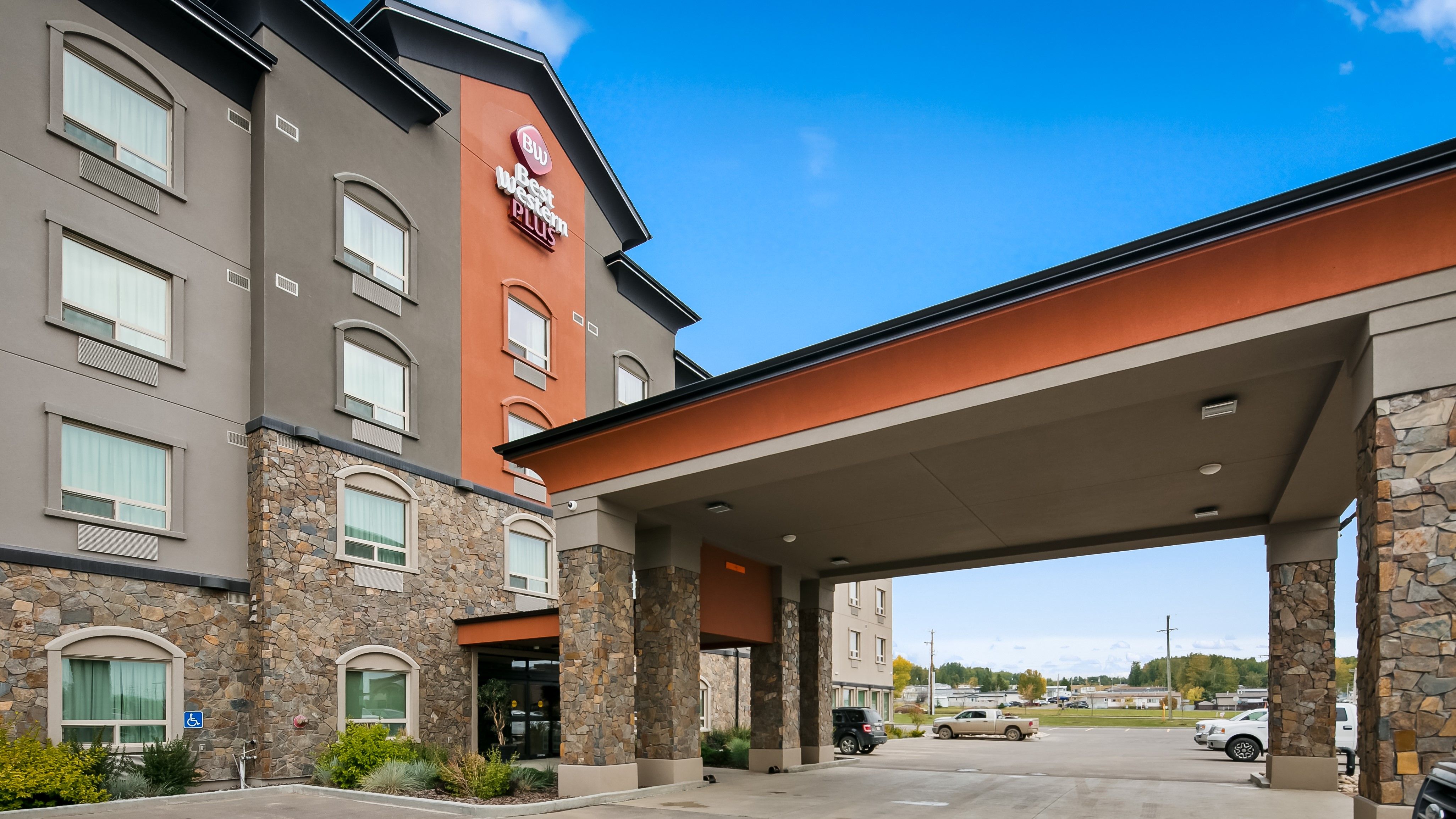 Best Western Plus Drayton Valley All Suites | Canada's Alberta thumbnail