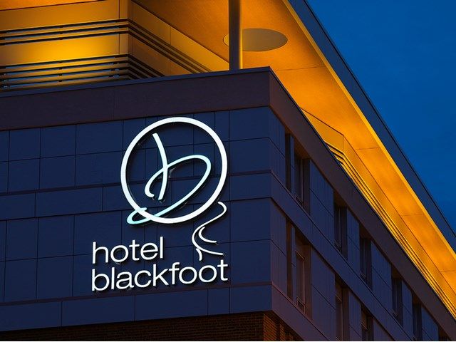 Hotel Blackfoot | Canada's Alberta thumbnail